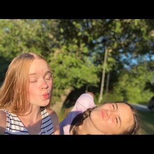 Meet your Posher, Kayla